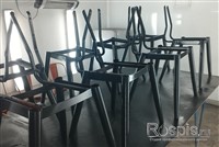 Покраска металлических стульев